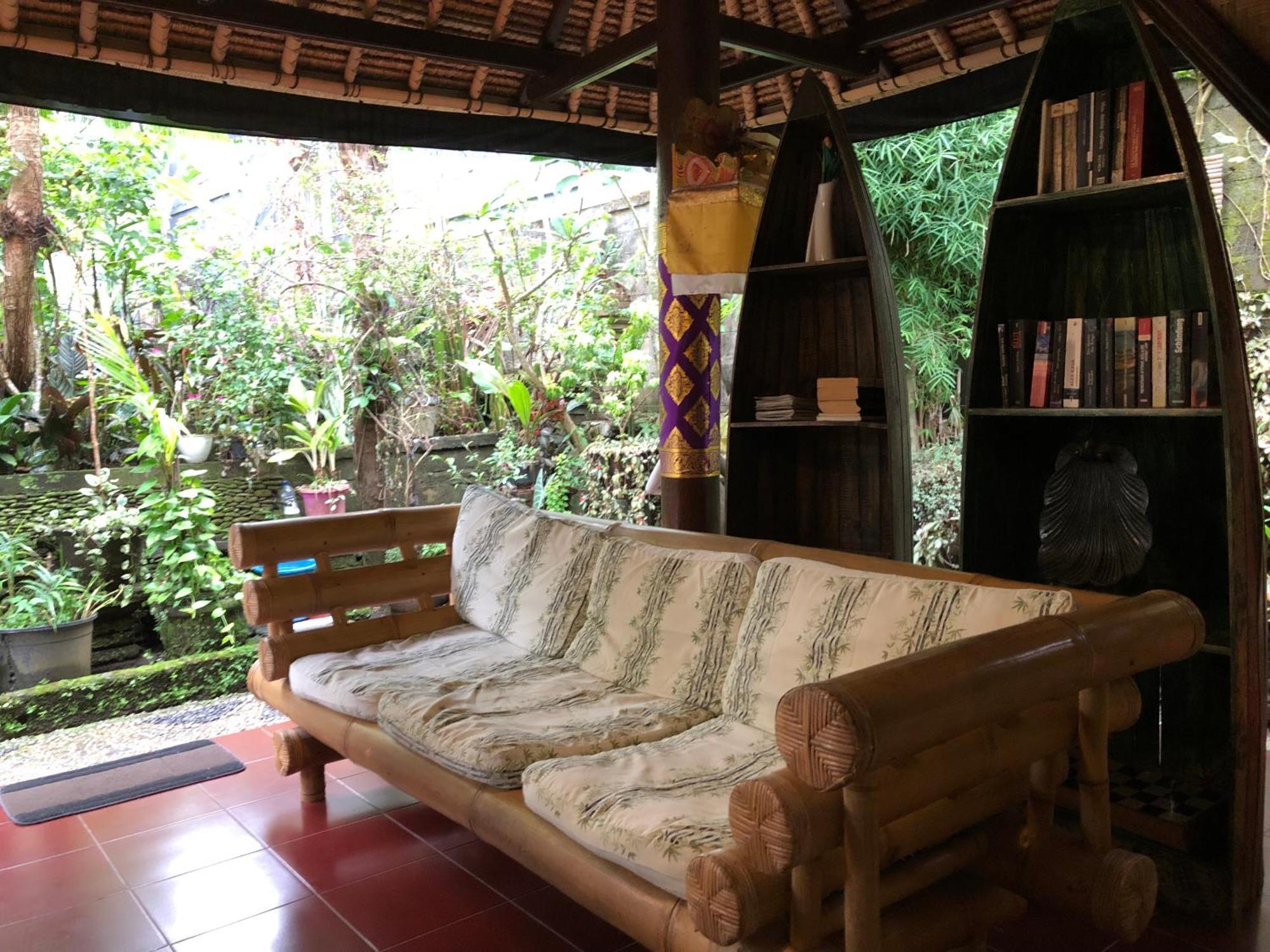 1Bd Guest House In Family Compound1, 15 Minute Walk To Yoga Barn Ubud  Exterior photo